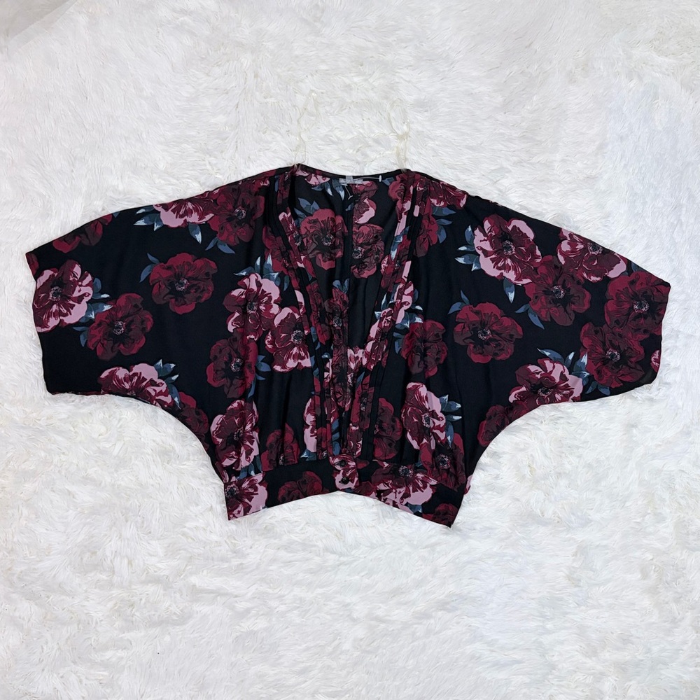 Charlotte Russe Floral Cropped Blouse